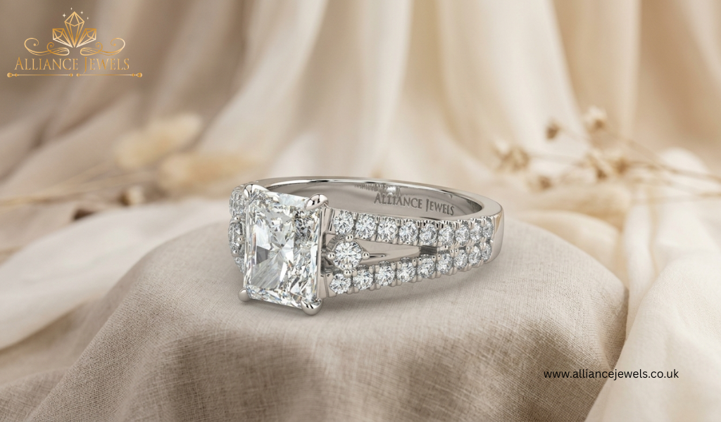 Why Lab Diamond Engagement Rings Are Popular in the UK?